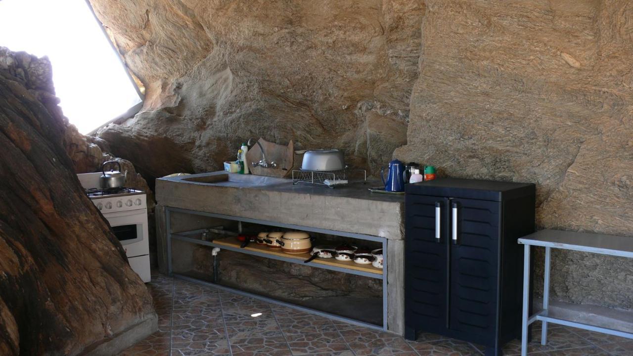 Rooiklip Camp Flintstone Apartment Ngoại thất bức ảnh