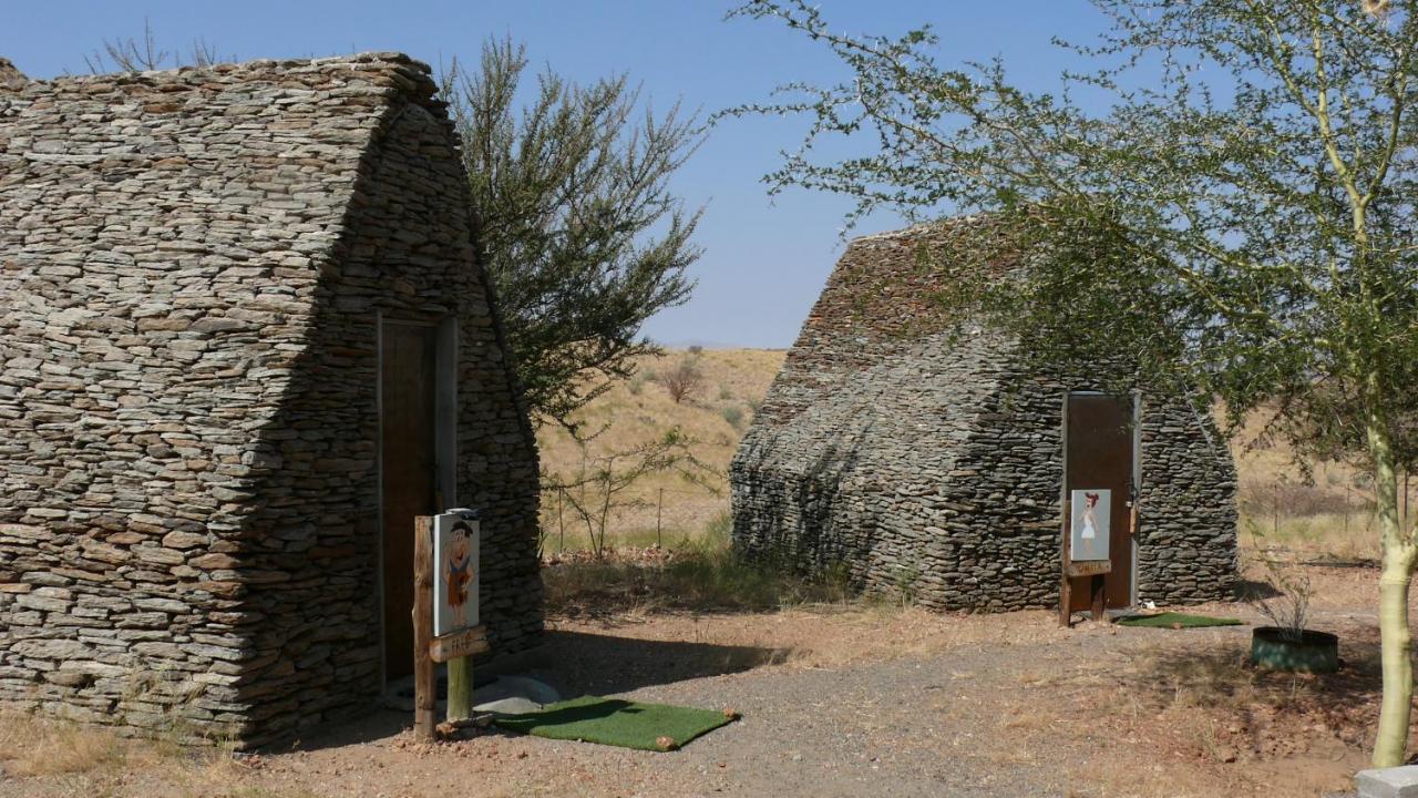 Rooiklip Camp Flintstone Apartment Ngoại thất bức ảnh