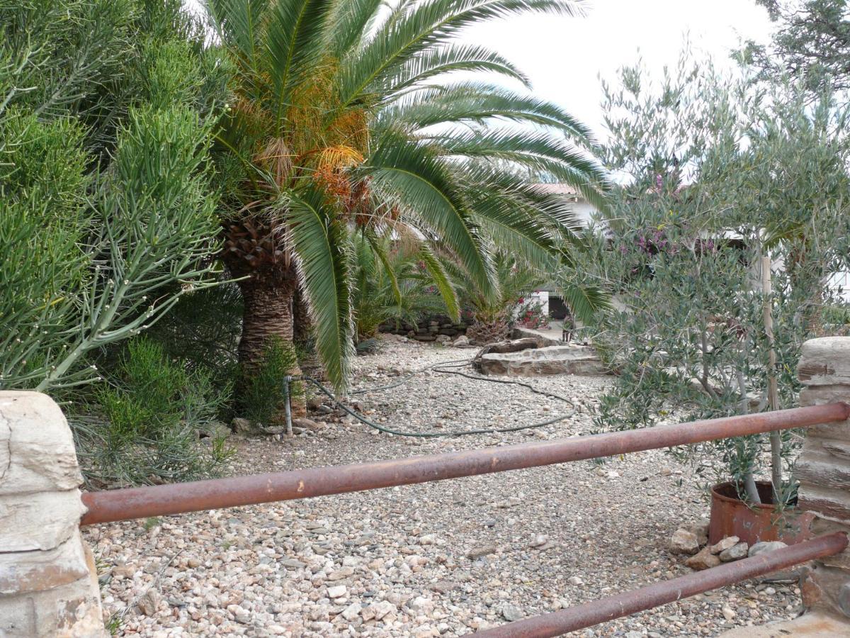 Rooiklip Camp Flintstone Apartment Ngoại thất bức ảnh